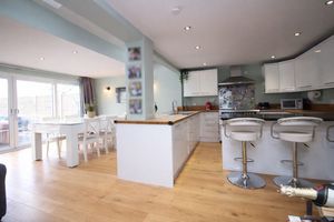 Photo 30- click for photo gallery